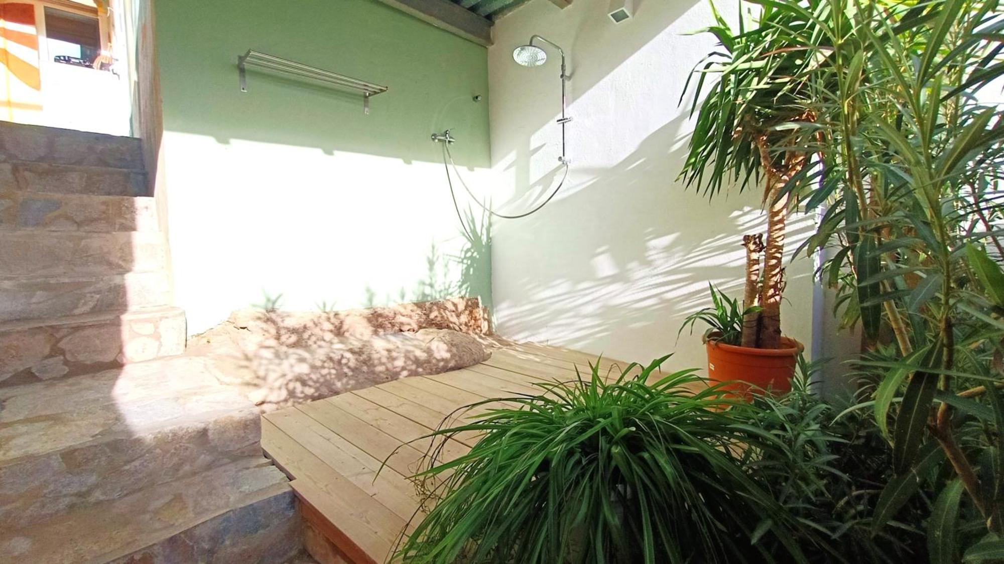 Paradise Island House